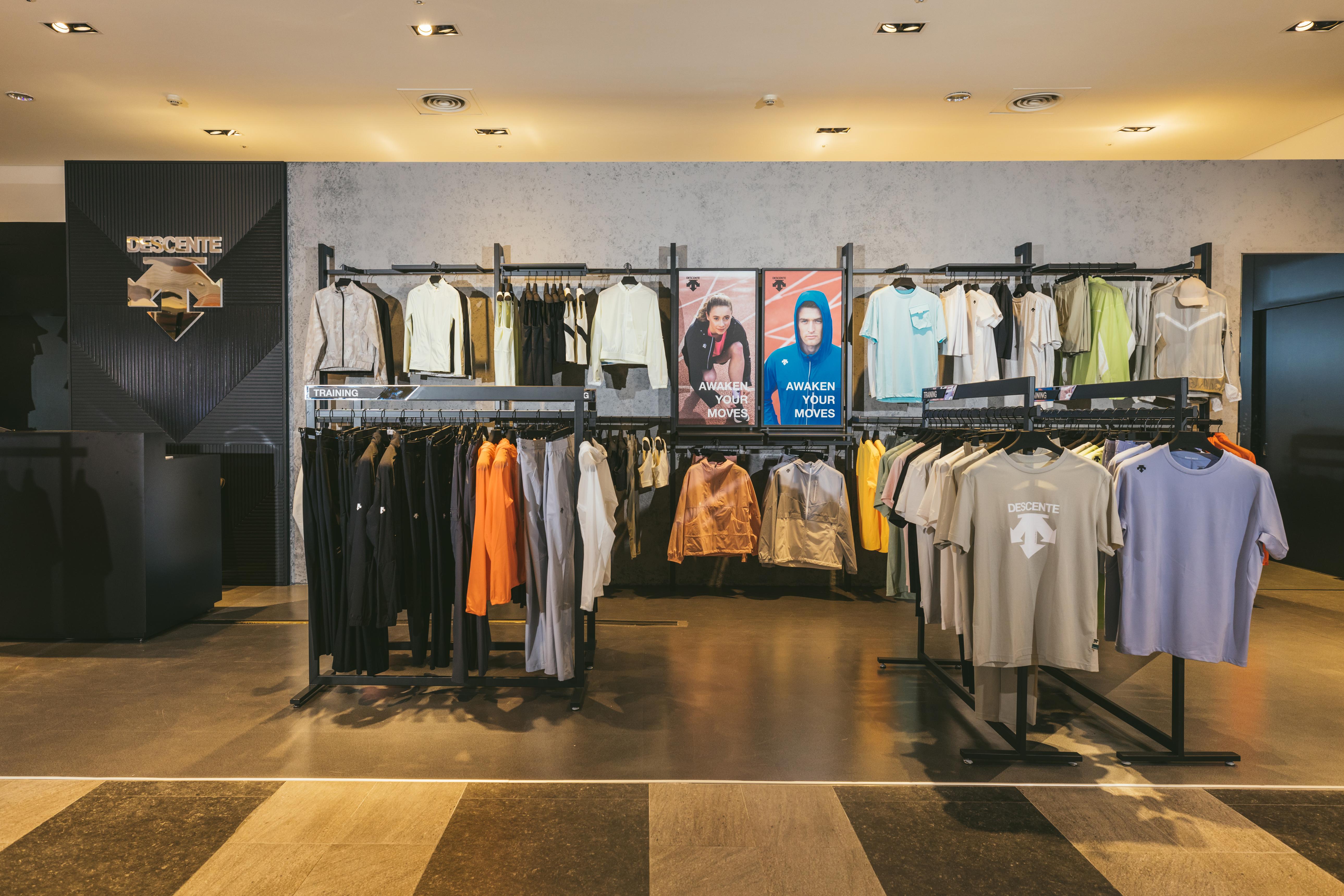 現代運動風格陳列 Modern Sports Merchandising