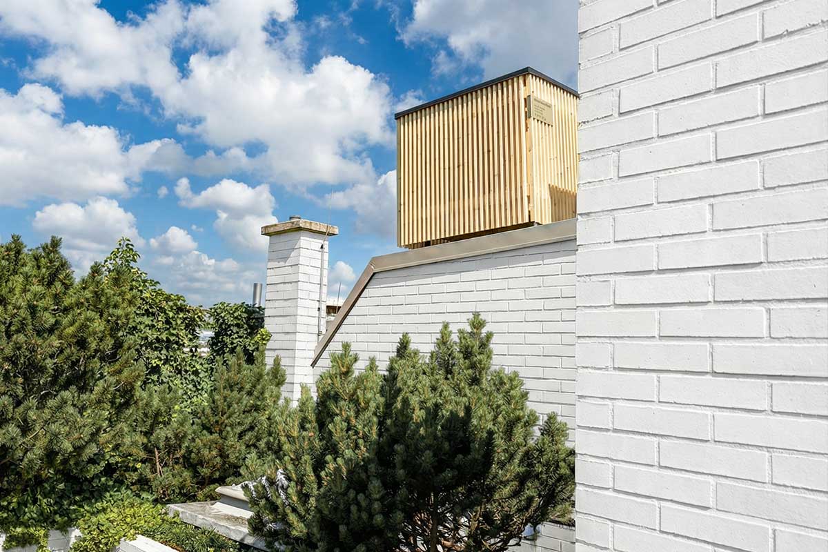 Roots Hub mit hybrider Wärmequelle aus stiller Luftwärme und Erdwärme