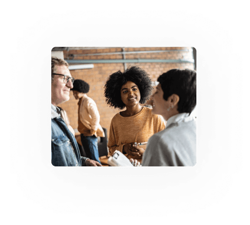 Employee discussing ideas in a collaborative meeting