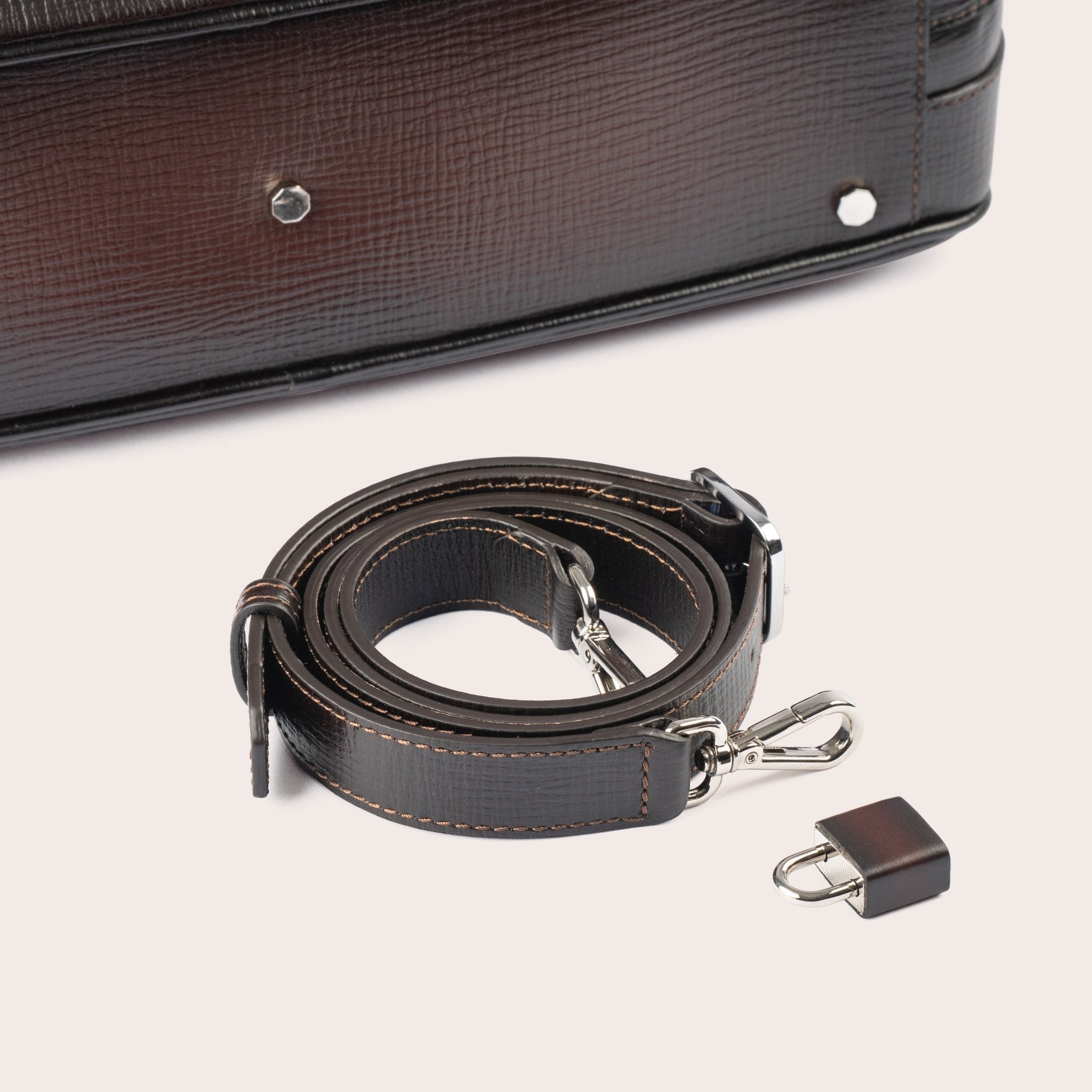 Brown embossed leather briefcase - Mandelli UK