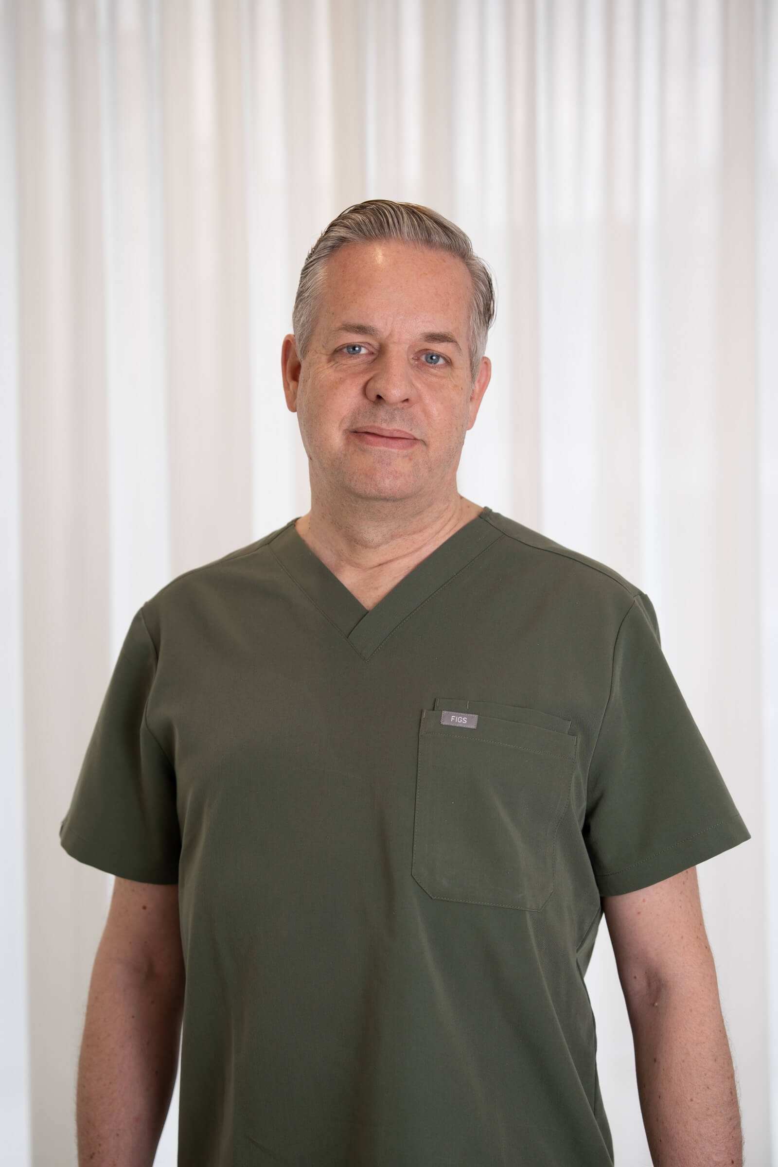 Dr. med Adrian Businger