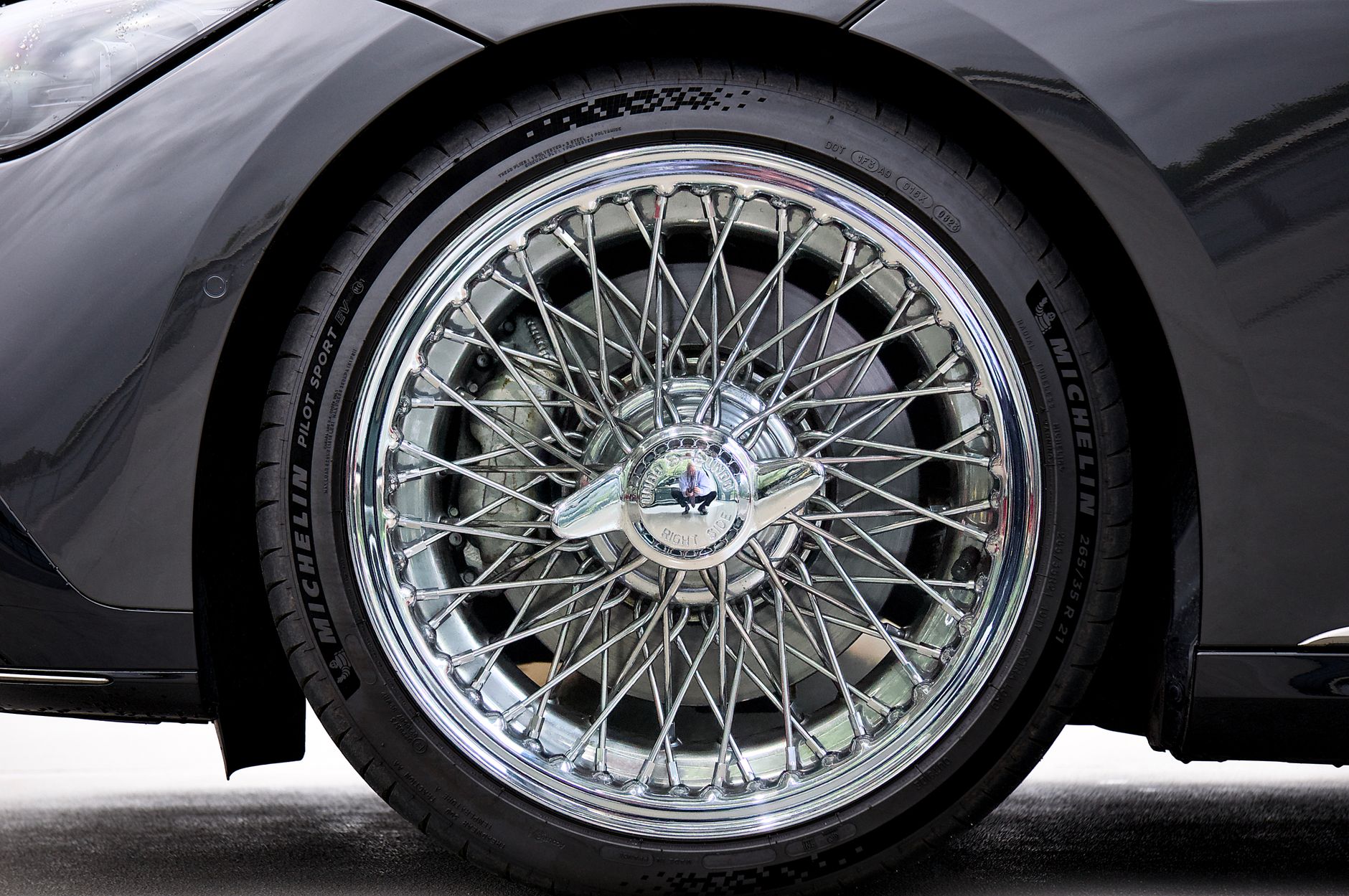 Bridgestone na Fórmula E: Como os Novos Pneus Gen4 Vão Mudar os Carros Elétricos de Rua