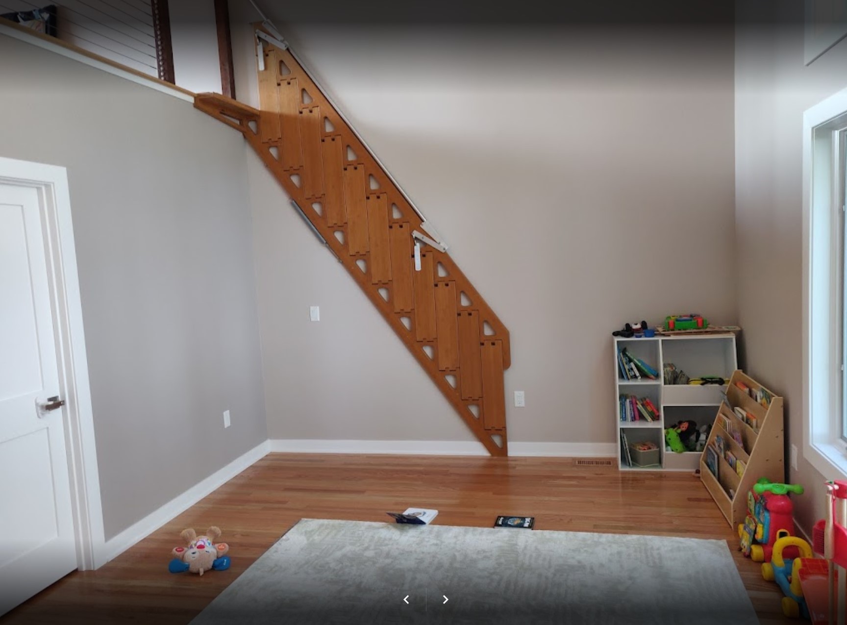 Foldable staircase in Australia