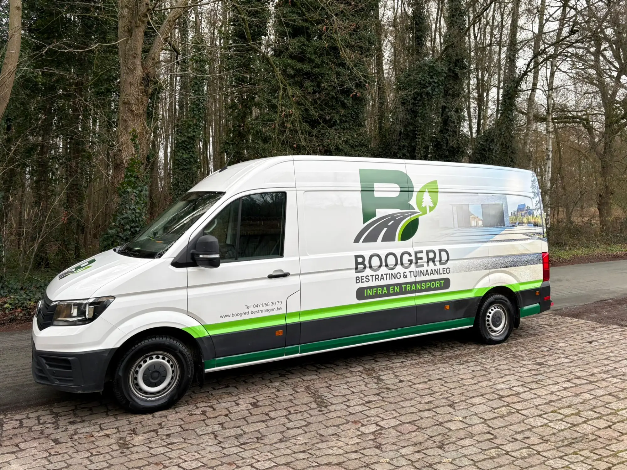Voorkom wateroverlast met slimme, milieuvriendelijke verharding. Duurzaam, visueel aantrekkelijk en klimaatbewust aangelegd door Boogerd Bestratingen.