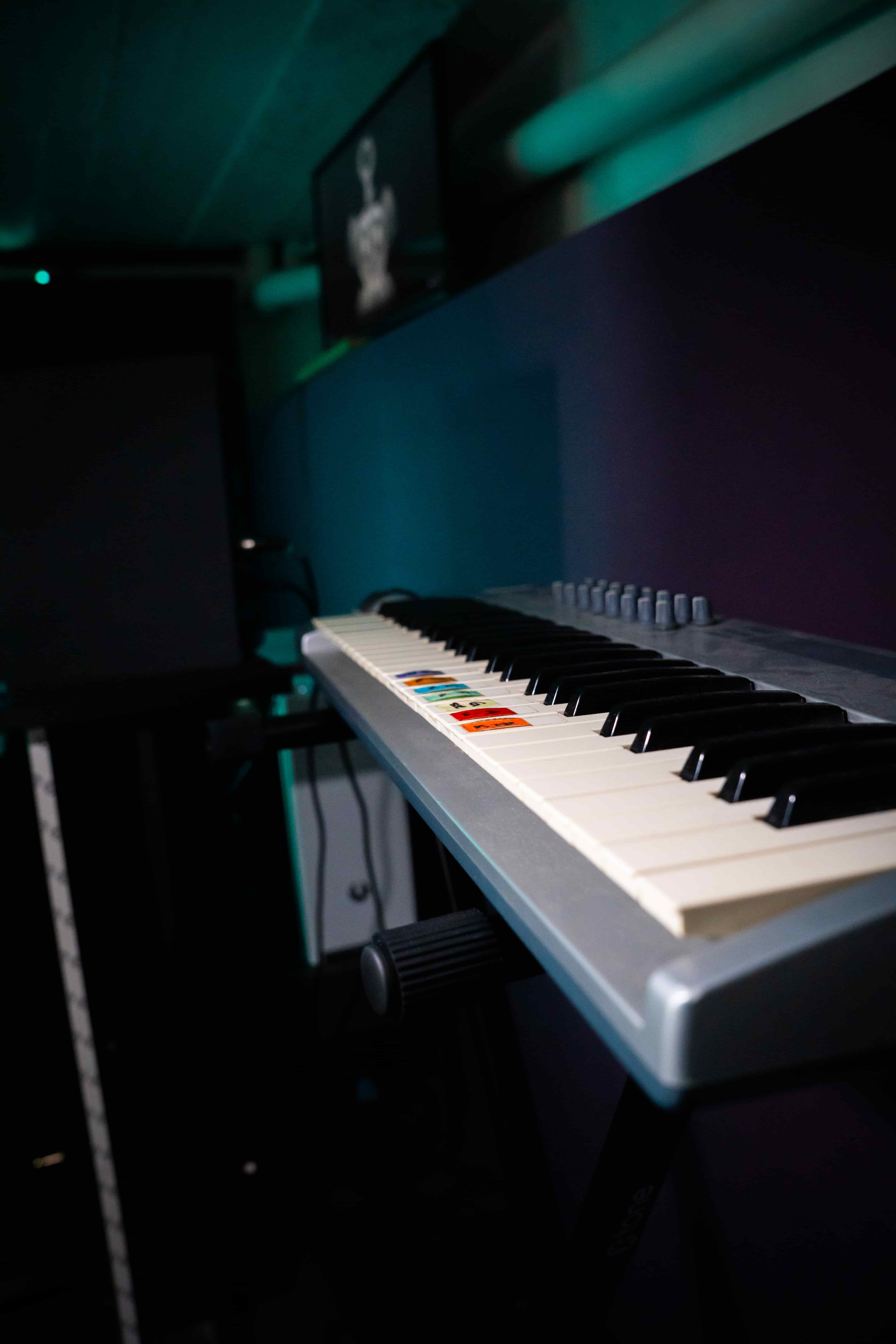 Piano au studio d'enregistrement