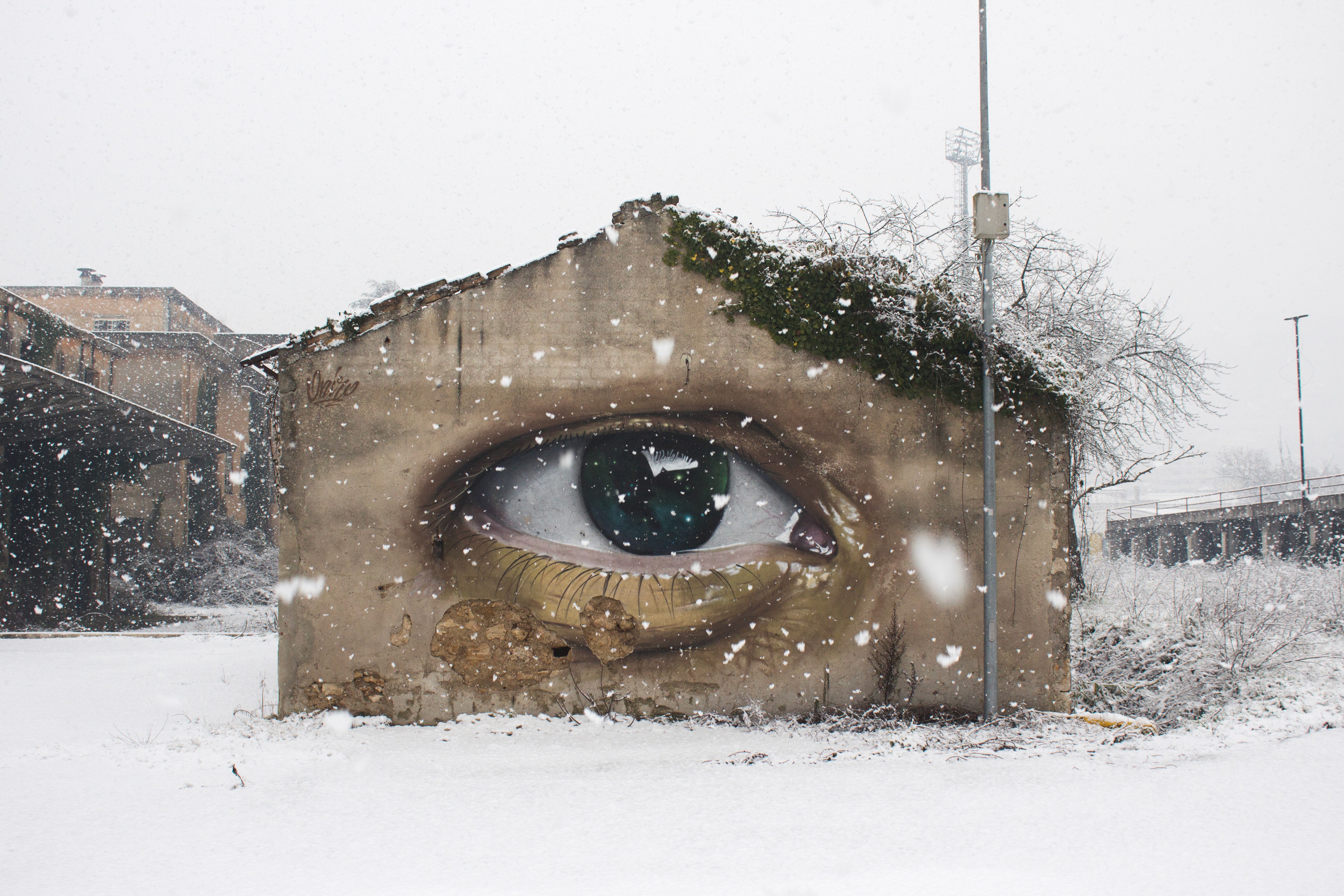 Oniro - YOUniverse - Atina Street Art