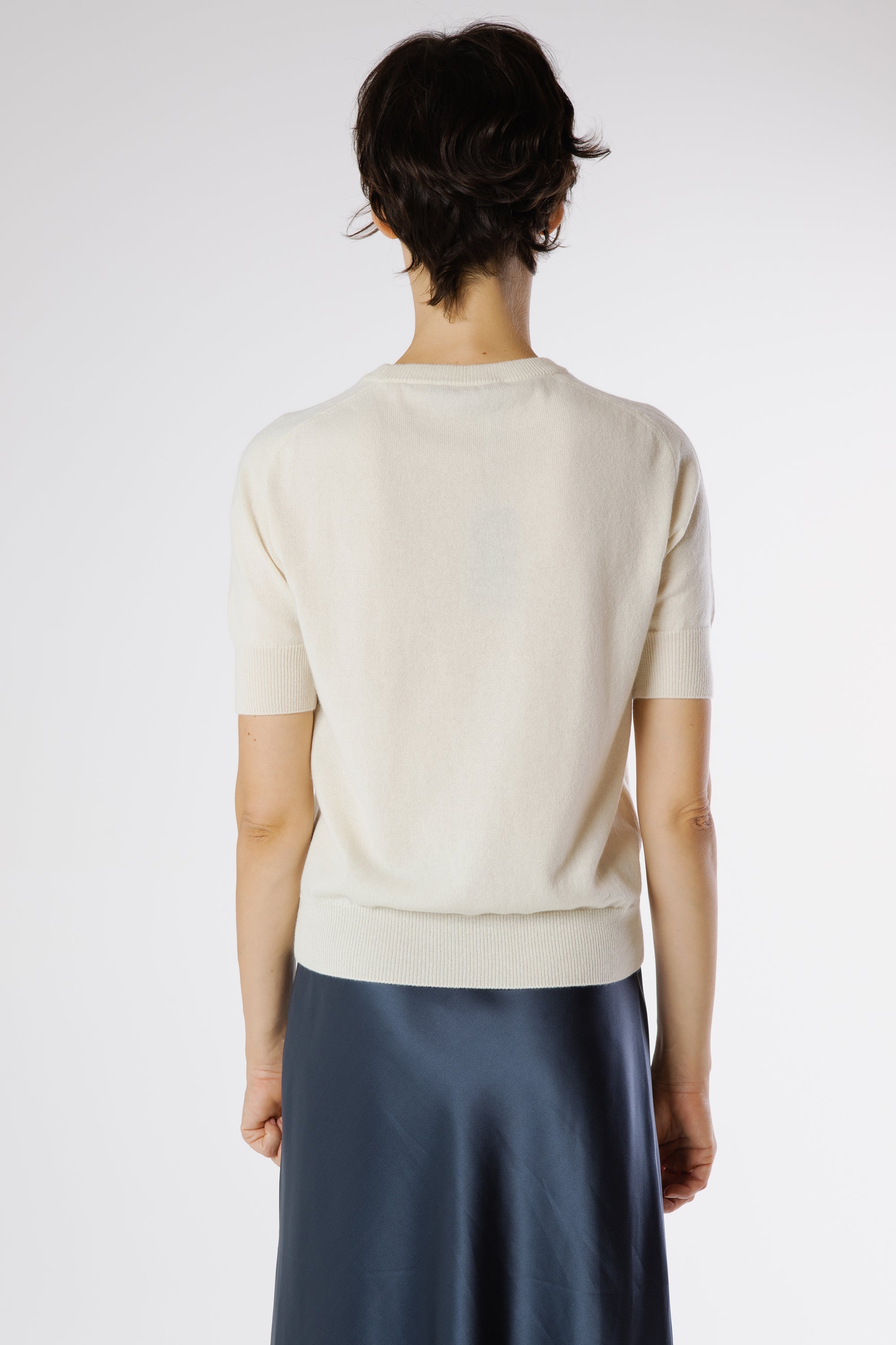 Back view of the Magda Cashmere Pullover Lapponia showcasing its smooth pure cashmere texture and timeless minimalist cut.