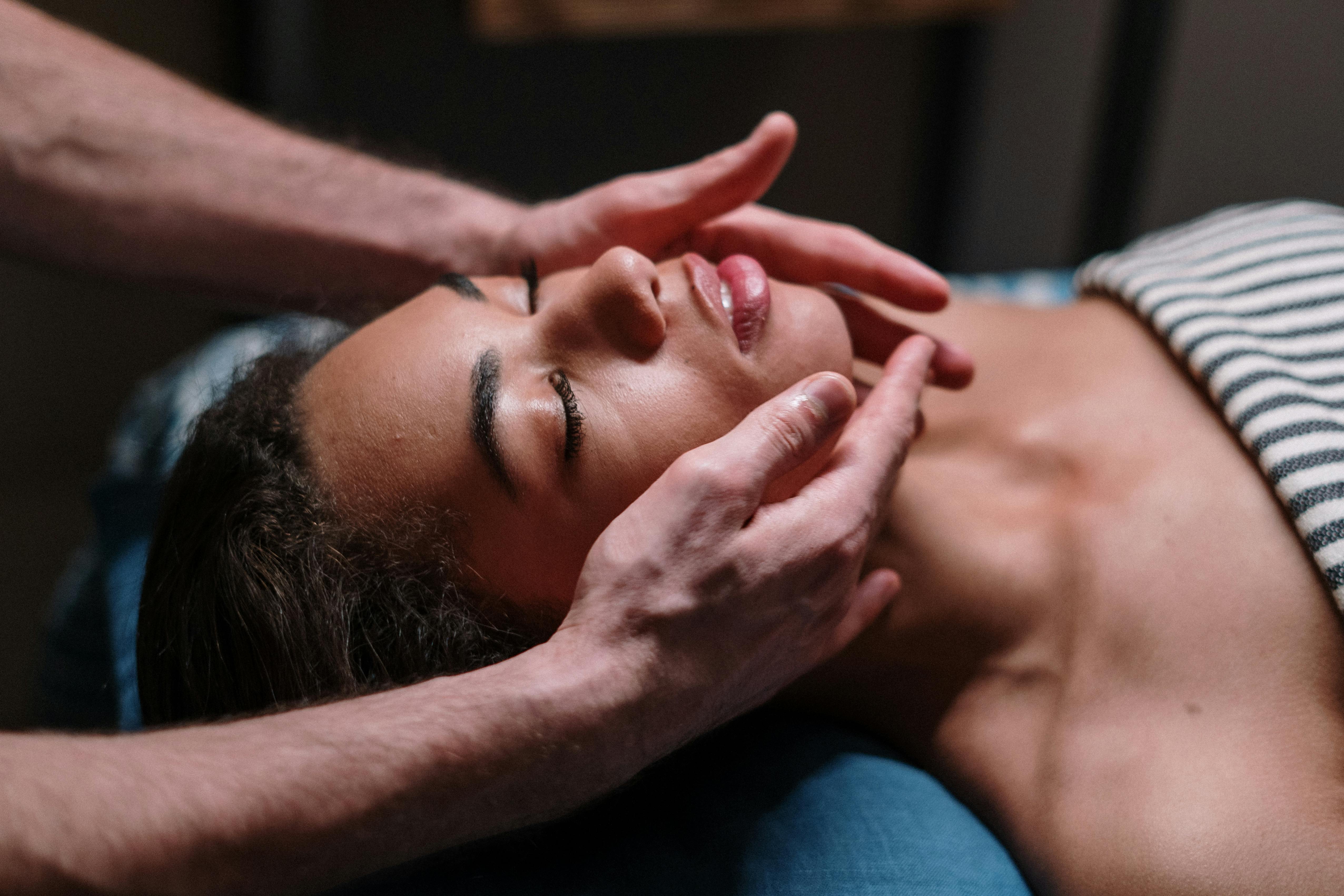 Massage Image #3