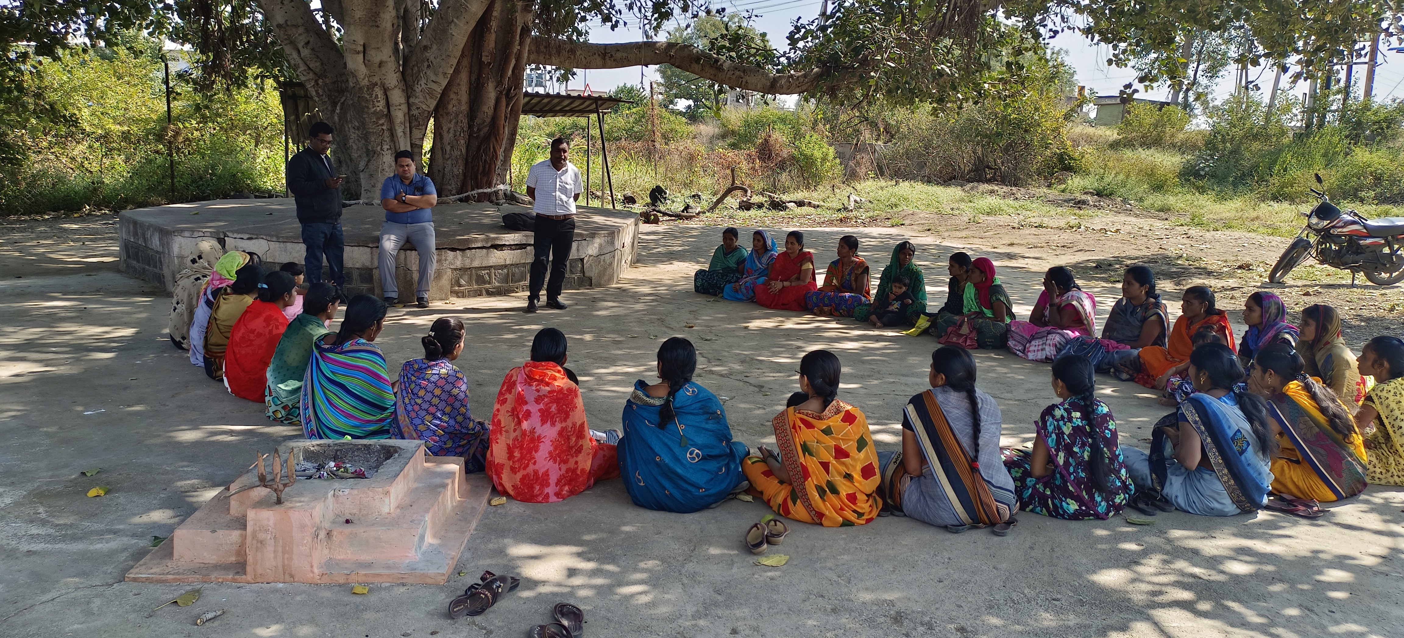 Primove's team working with Farmers to collaborate on farming solutions