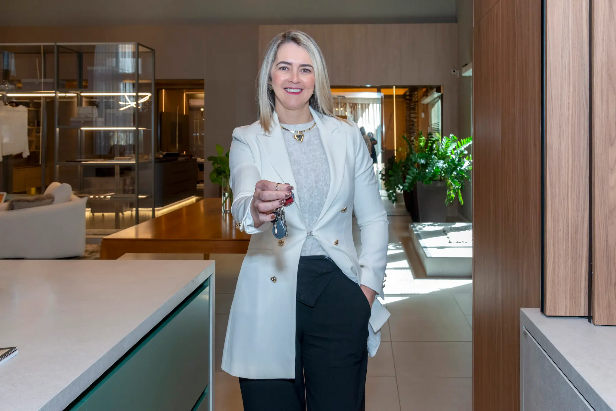 Acesse a página de corretagem de imóveis