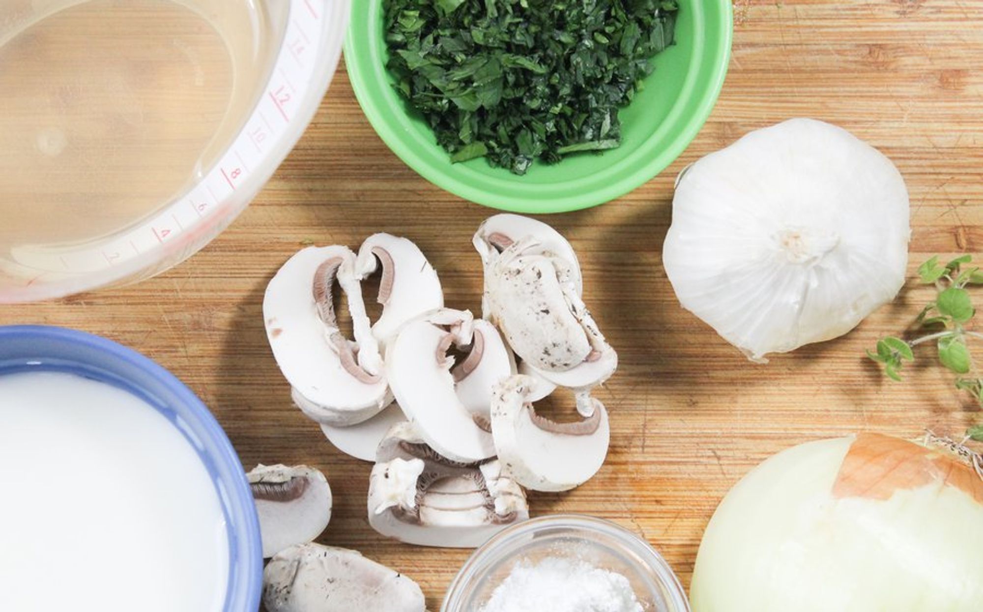 ingredients for rich cream of mushroom soup