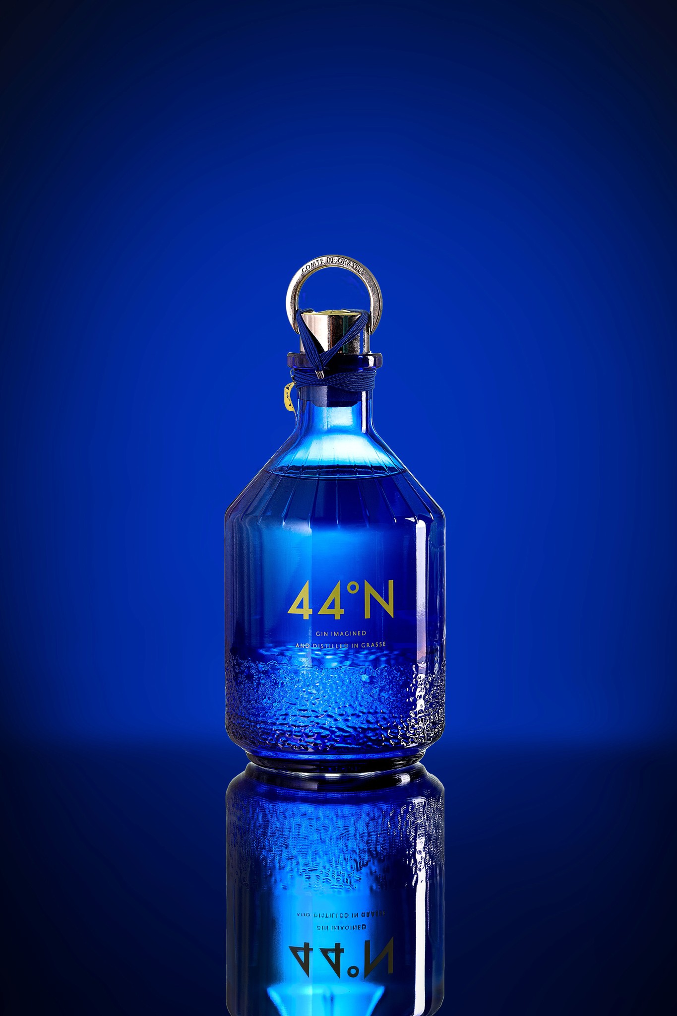 44N blue gin