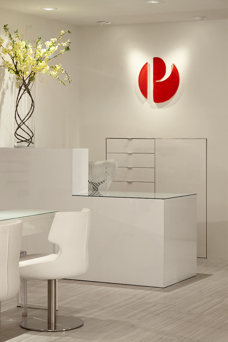 POLISHED NAIL BOUTIQUE_FRONT DESK