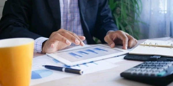 El impacto de la inteligencia artificial en la gestión financiera corporativa - Duemint