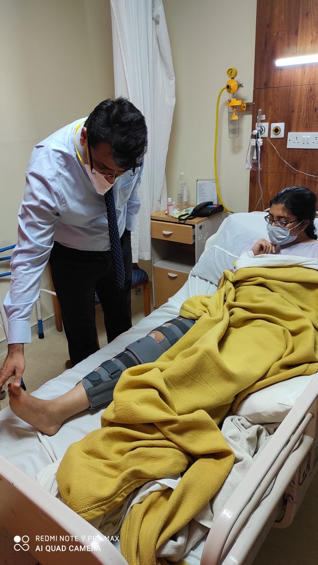 Patient demonstrating full range of motion after successful shoulder replacement surgery in Bangalore.