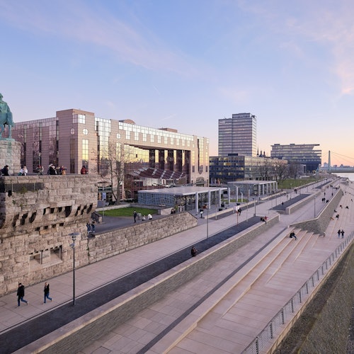 Tur Jalan Kaki di Köln