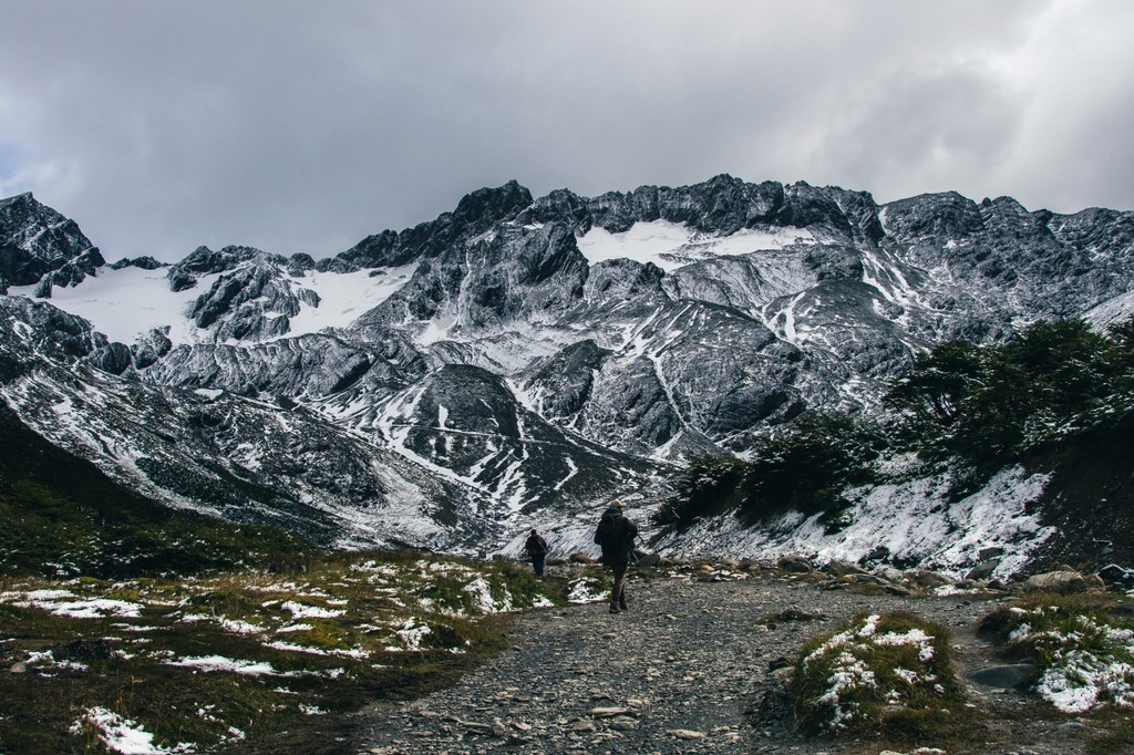 persona en tierra del fuego usuahia turista
