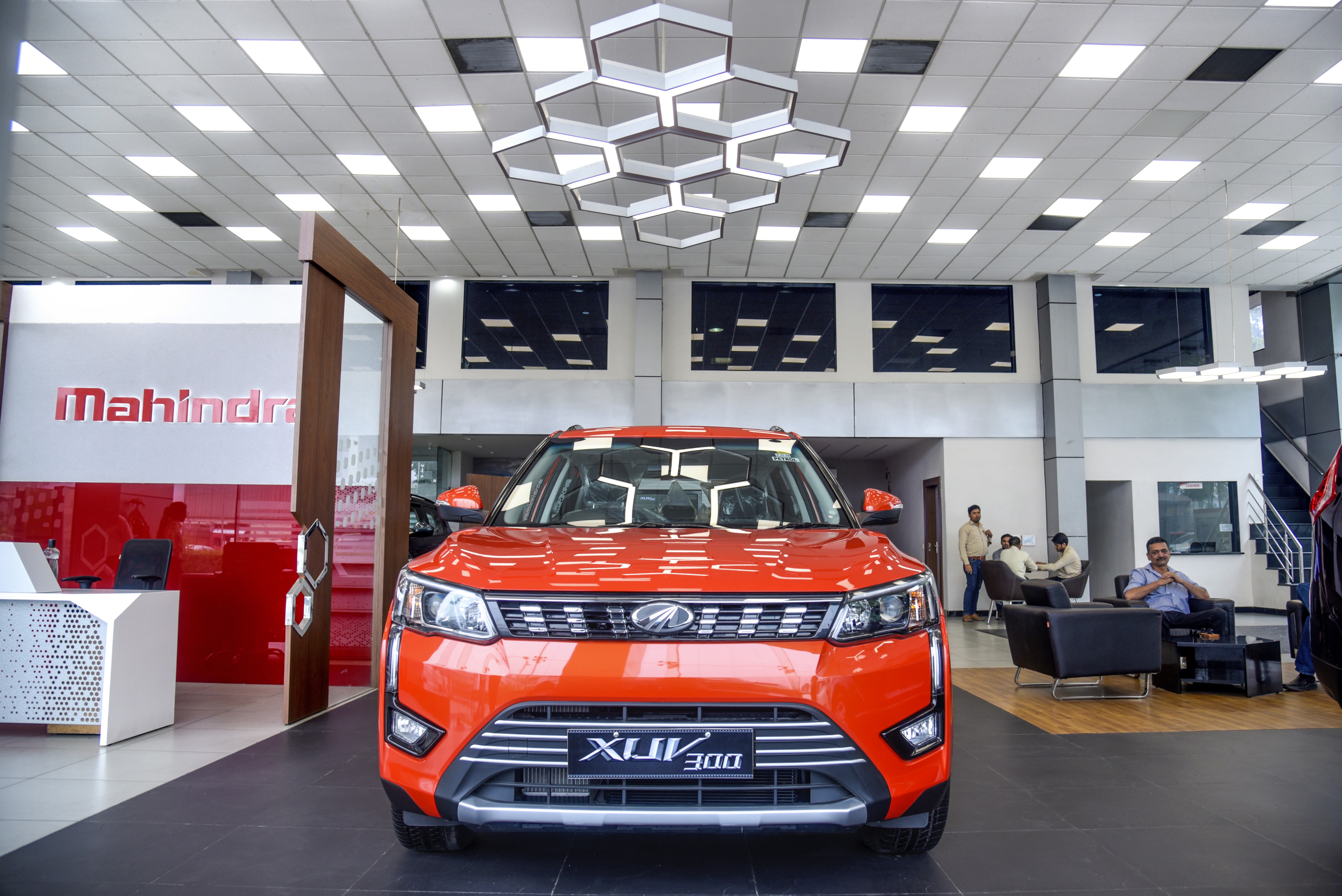Mahindra | Passenger Vehicles Dealership Identity Programme