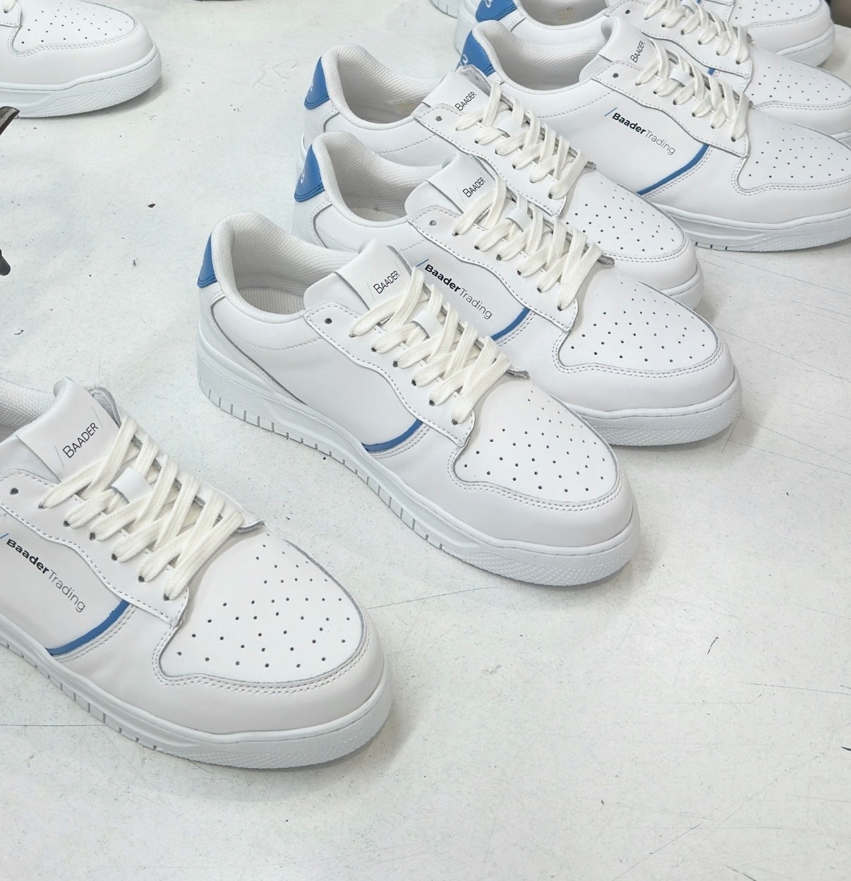 Concetrated triathlete grayscale