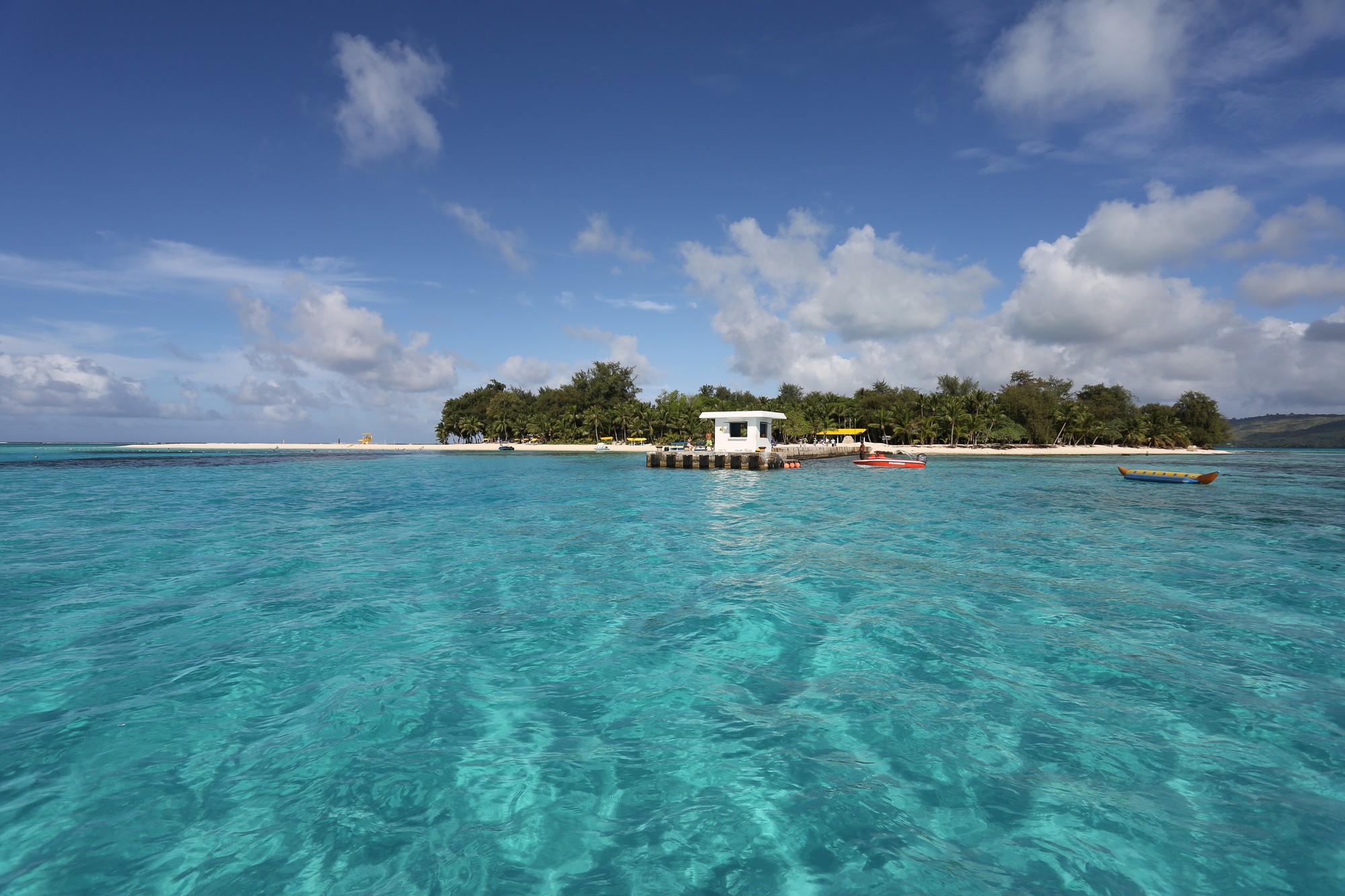 island under white sky