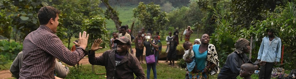 Tourist-Community Interaction