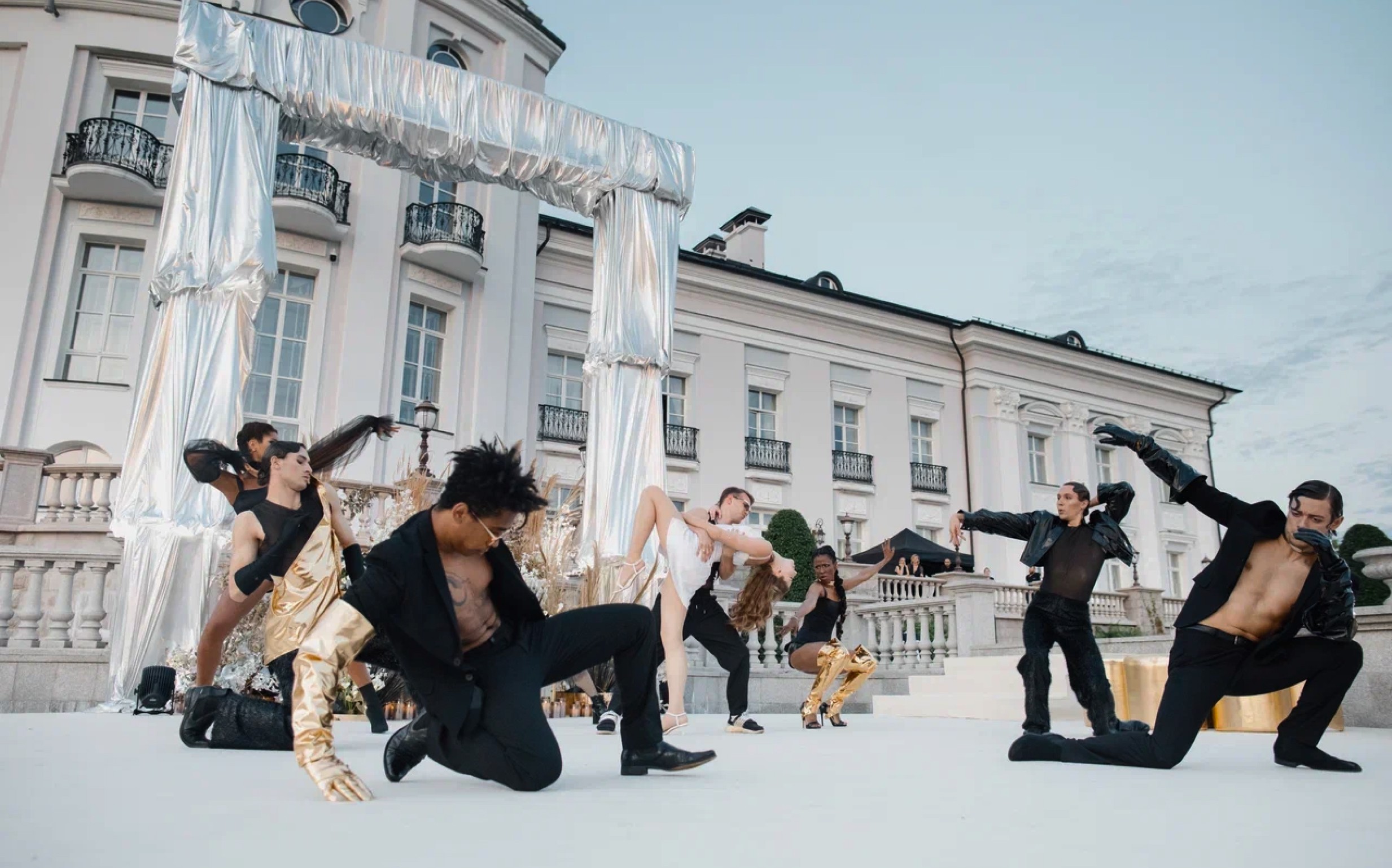 diko-izyskanno.tobelovewedding