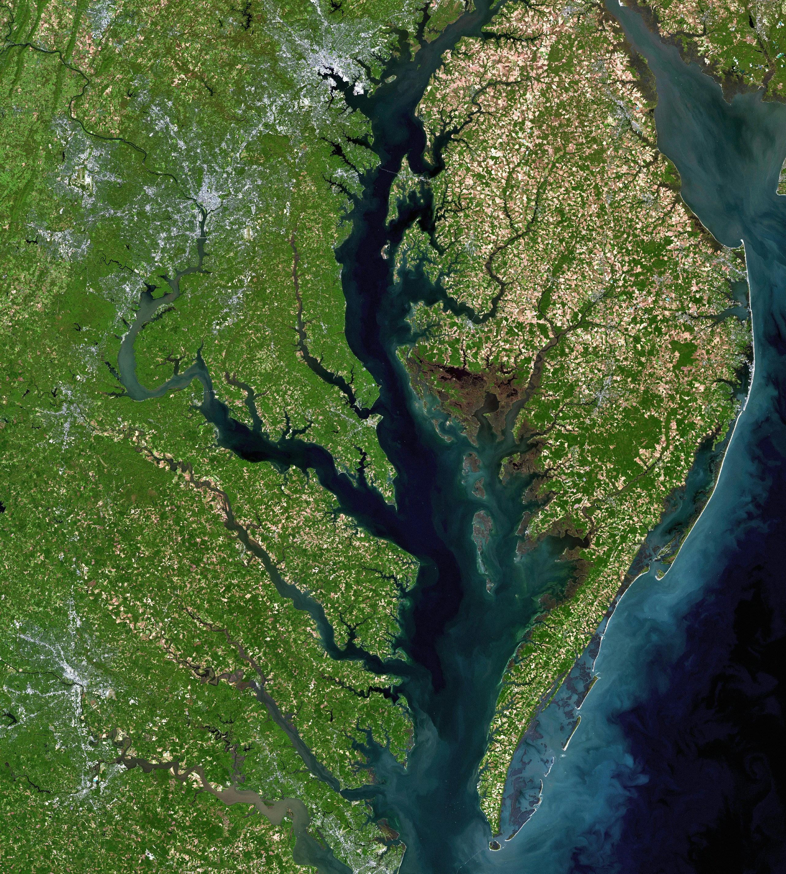 Aerial view of the chesapeake bay and delmarva peninsula
