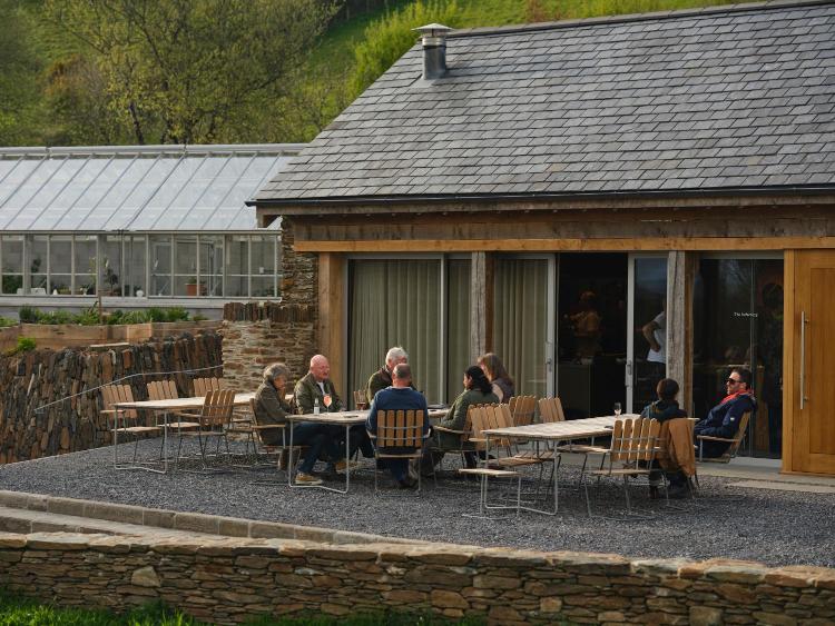 ceo-residential-at-fowlescombe-farm-The-C-Suite