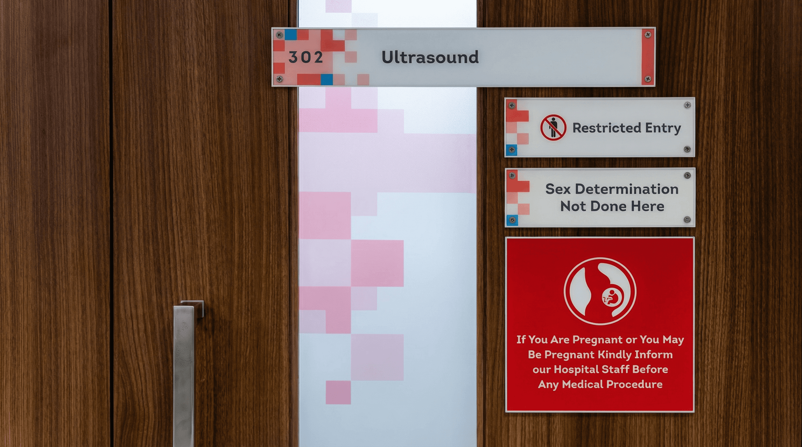 PD Hinduja Hospital | Hinduja HealthFirst Environment Graphics, Wayfinding and Signage