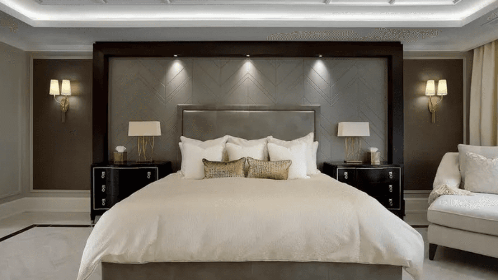 Luxury Hotel-Style Suite