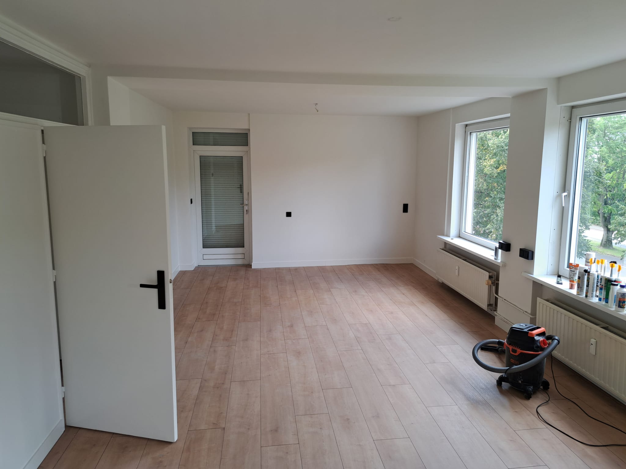 Laminaat-stucwerk-Maastricht-Via-Regia-resultaat