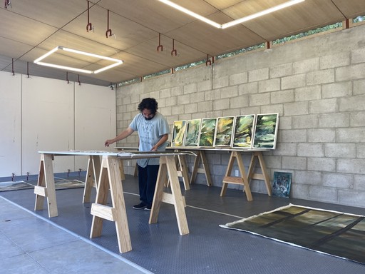 Artistas en taller de trabajo en Cobertizo residencia artística, Jilotepec, México