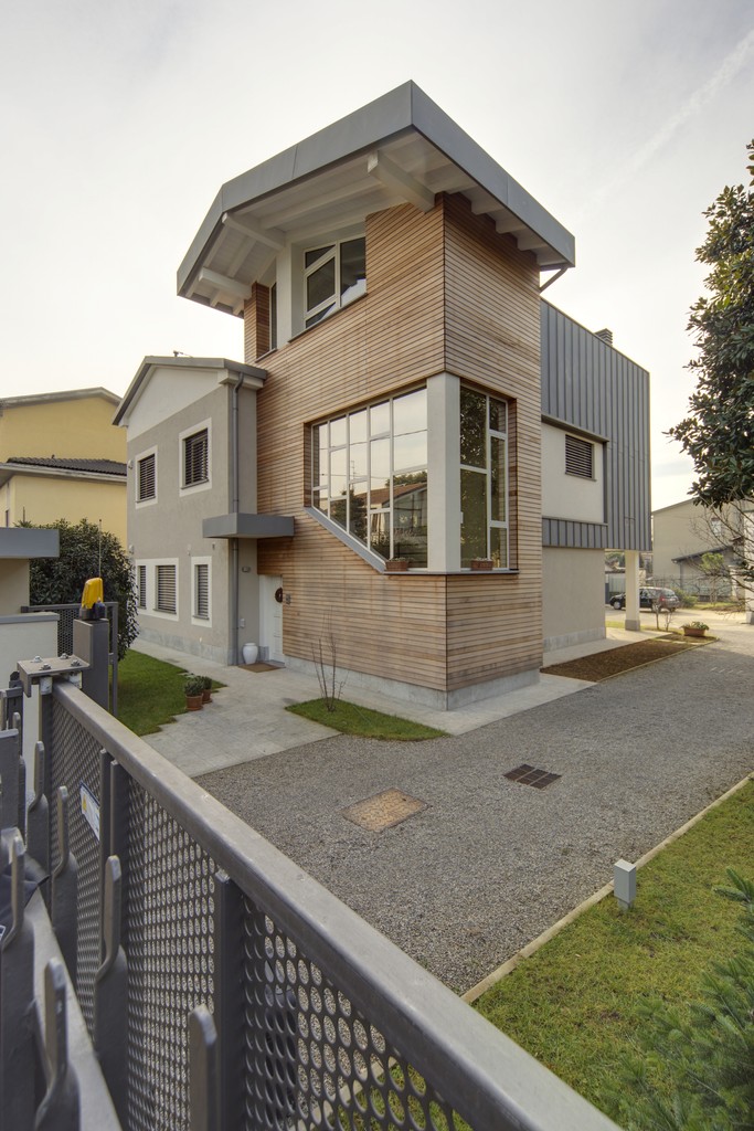 Rivestimento-legno-villa-Arcore (MB) Galimberti-IMG_7902.jpg