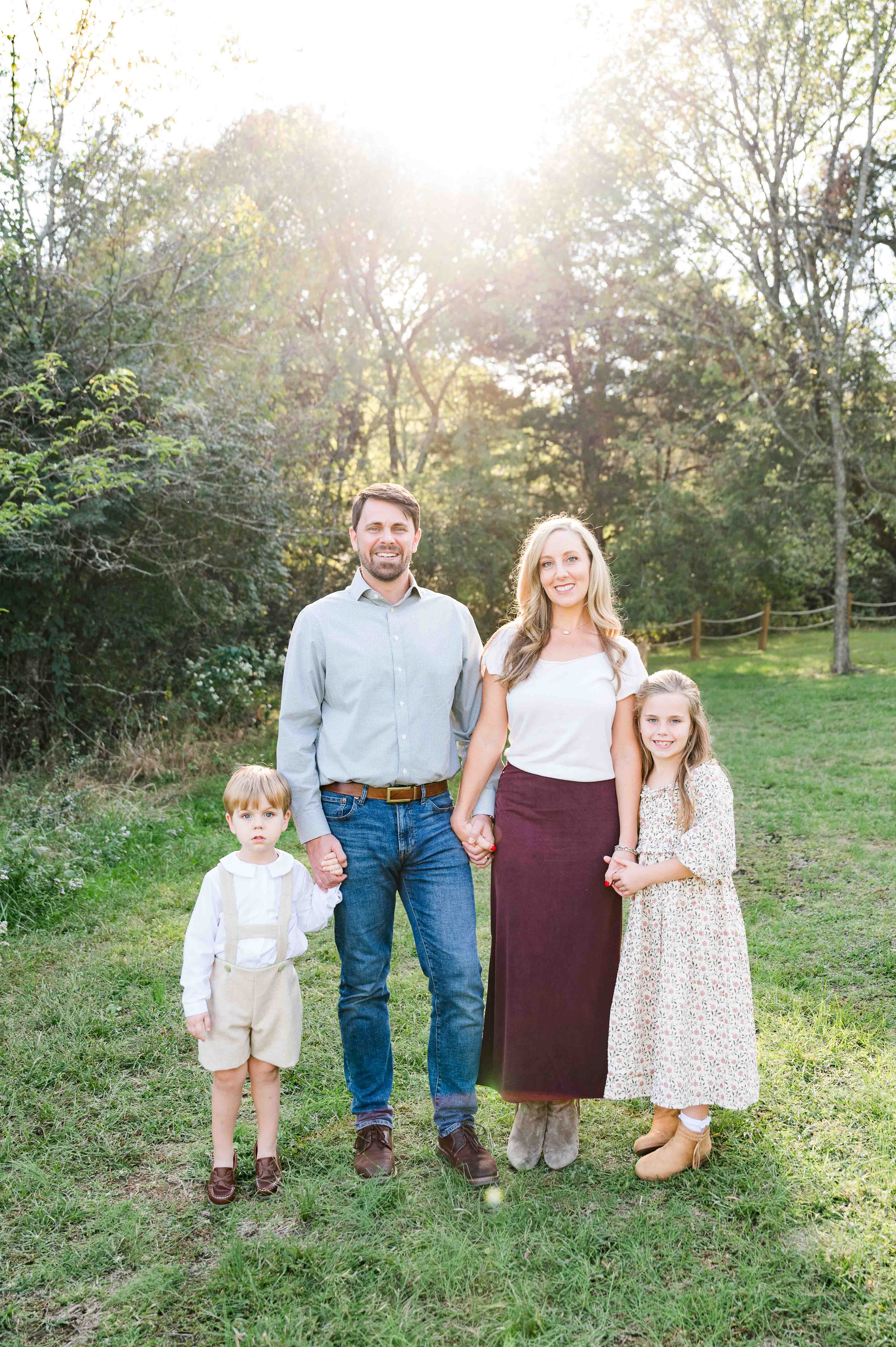 Family mini session portrait at Smith Park in Brentwood Tennessee