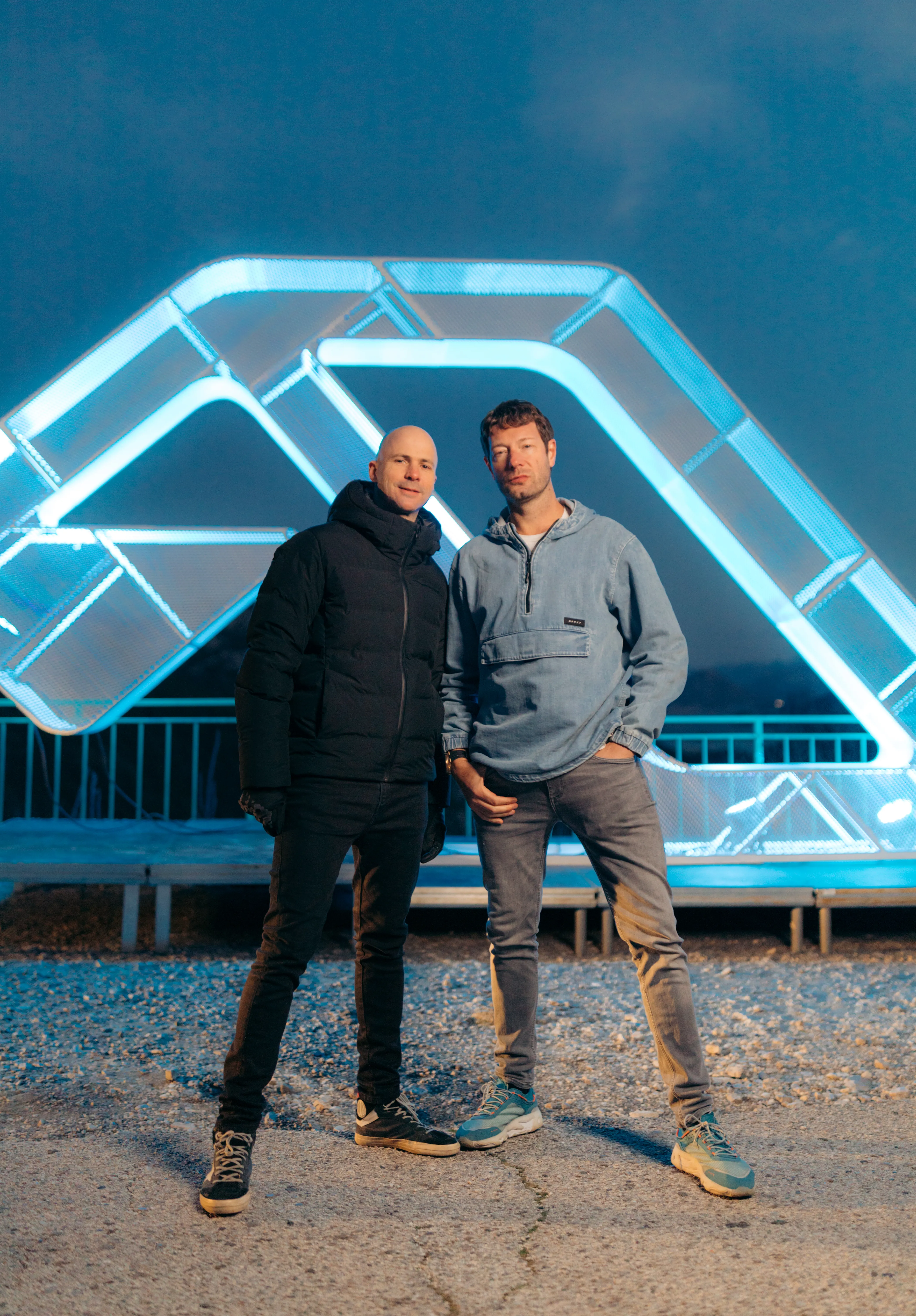 Man wearing VR glasses