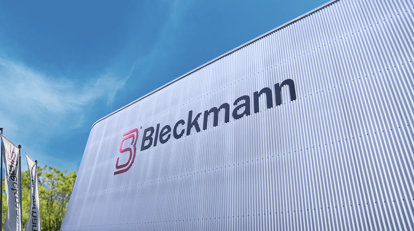 bleckmann logistics logo on the side of a warehouse