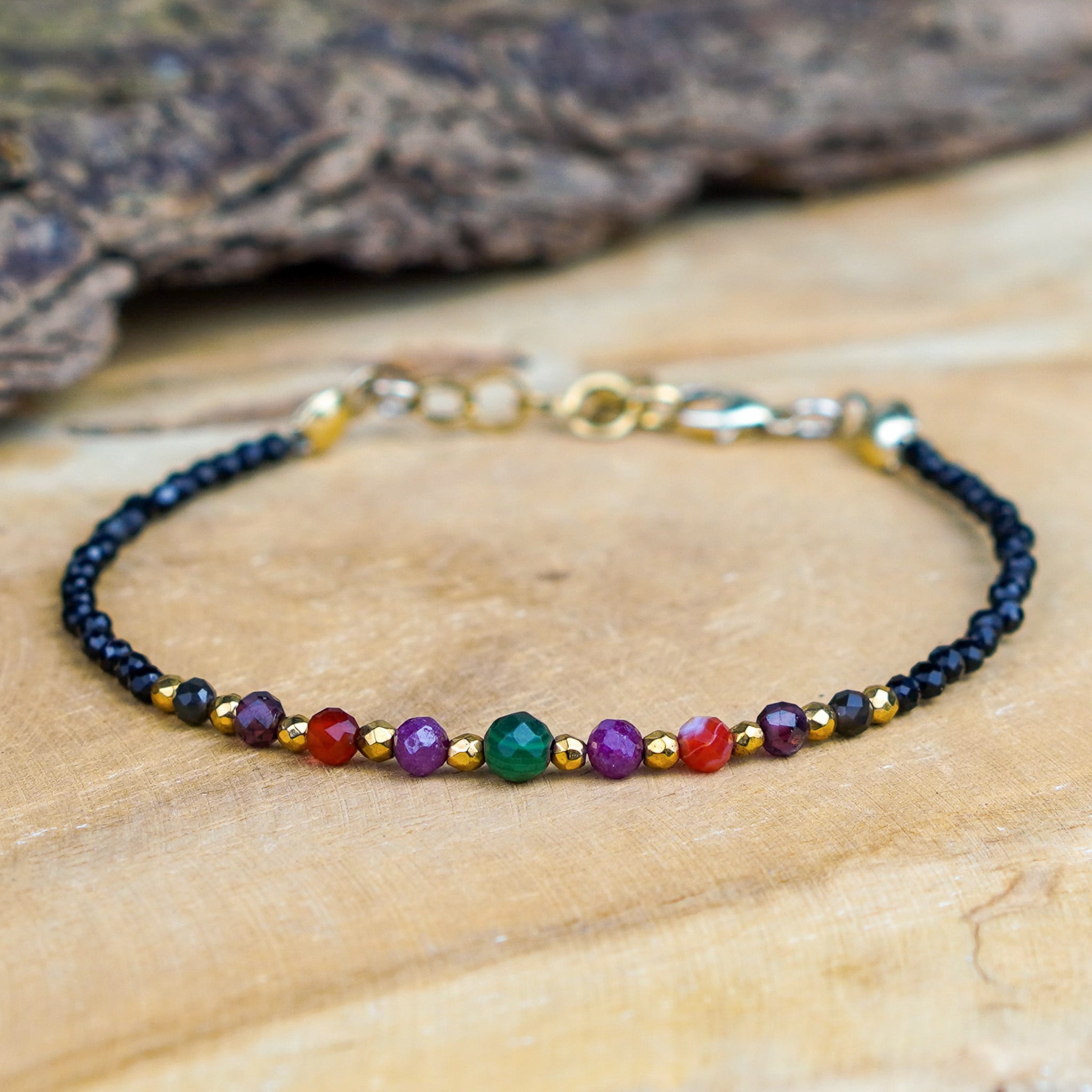 Bransoletka Skorpion z malachitem rubinem karenolem granatem obsydianem