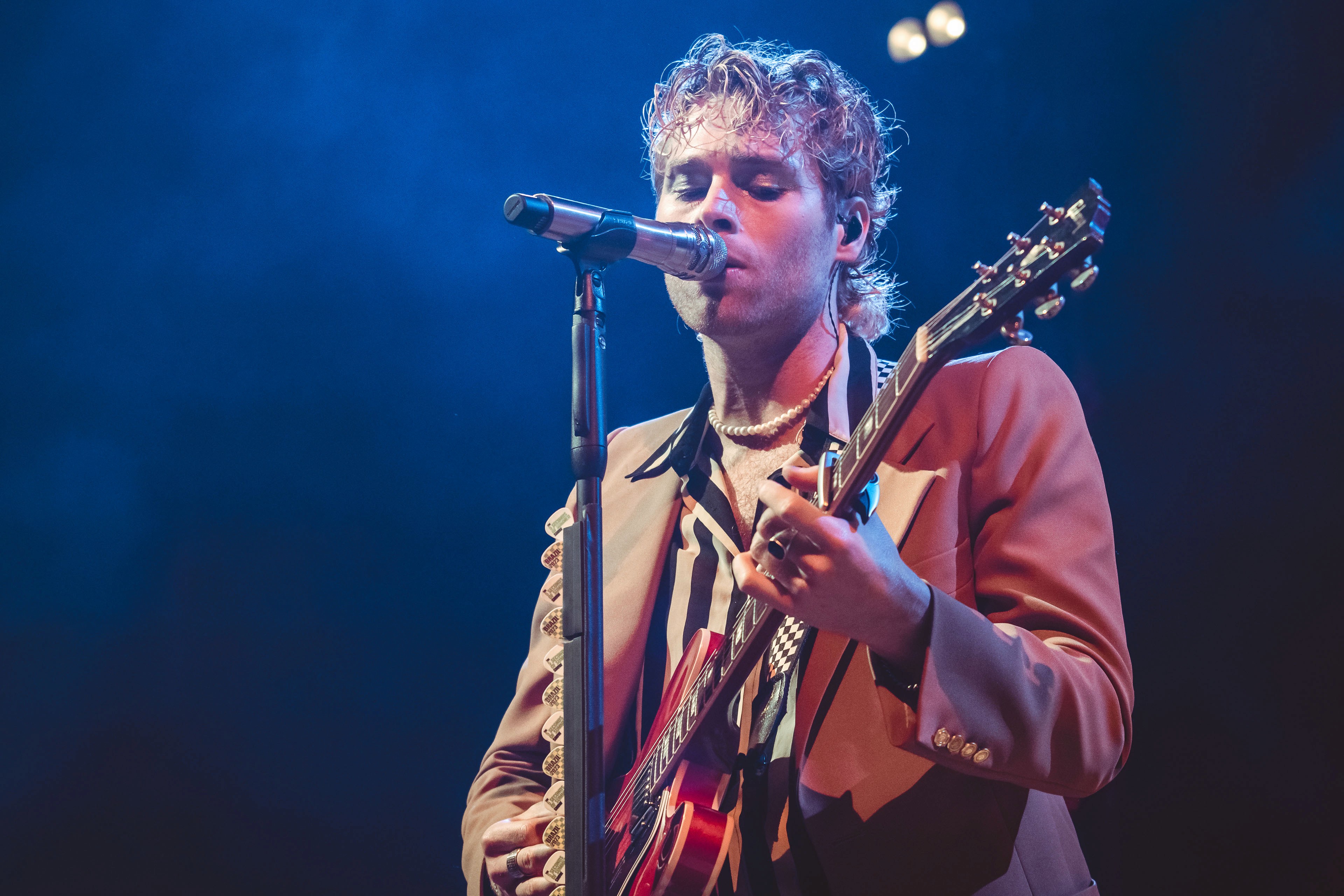 Hero Image Free Photography template real Mehedi