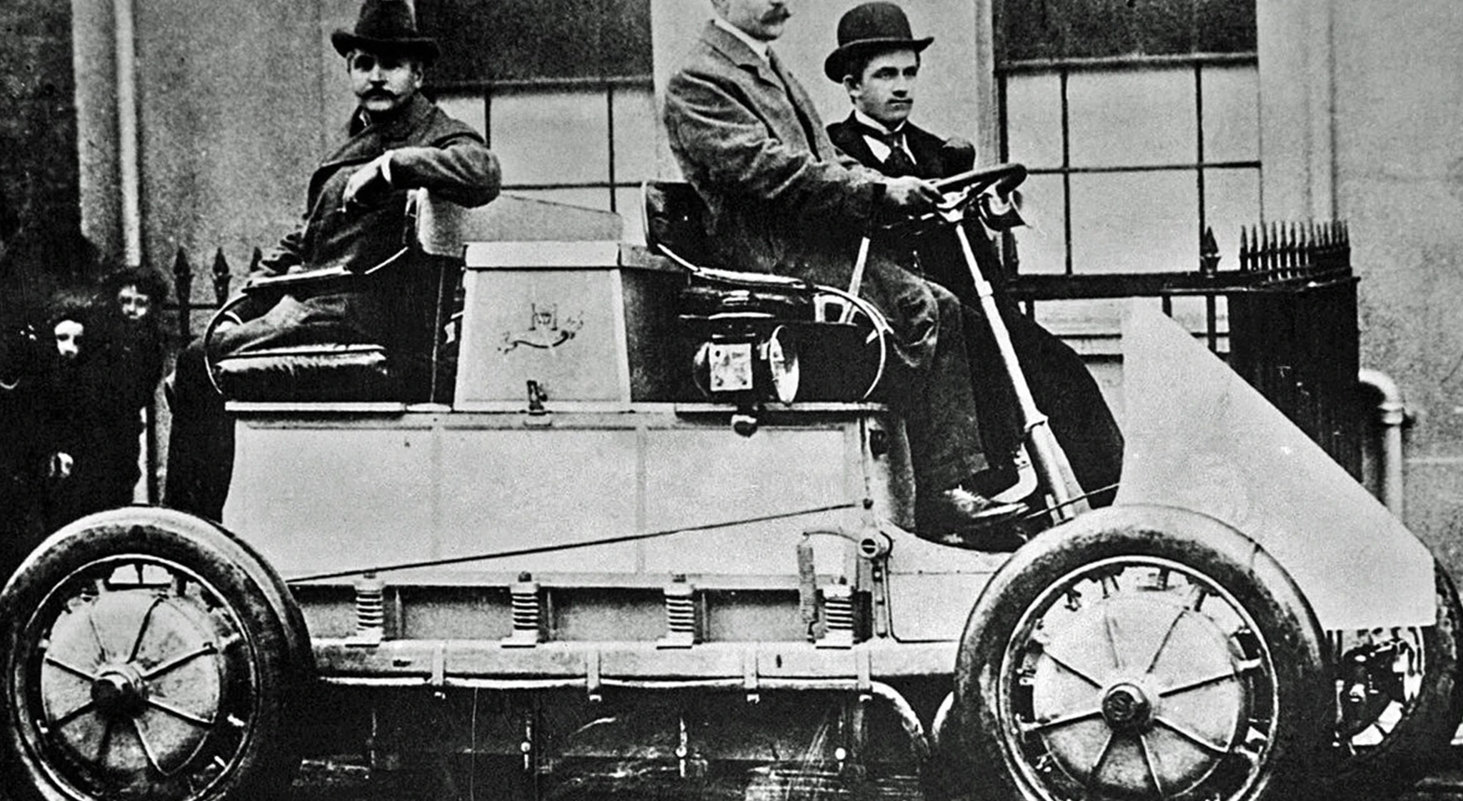 Lohner-Porsche Mixte Hybrid