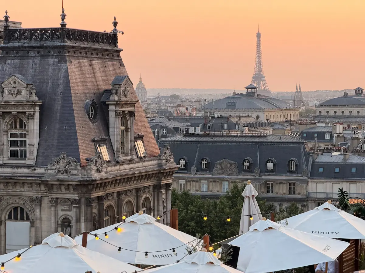 VUE ROOFTOP PARIS MEILLEUR TERRASSE TOUR EIFFEL