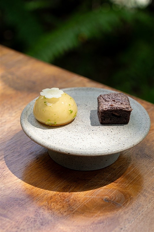 Petit Four dessert served at Nitan restaurant