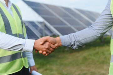 Discussing Energy plans with solar
