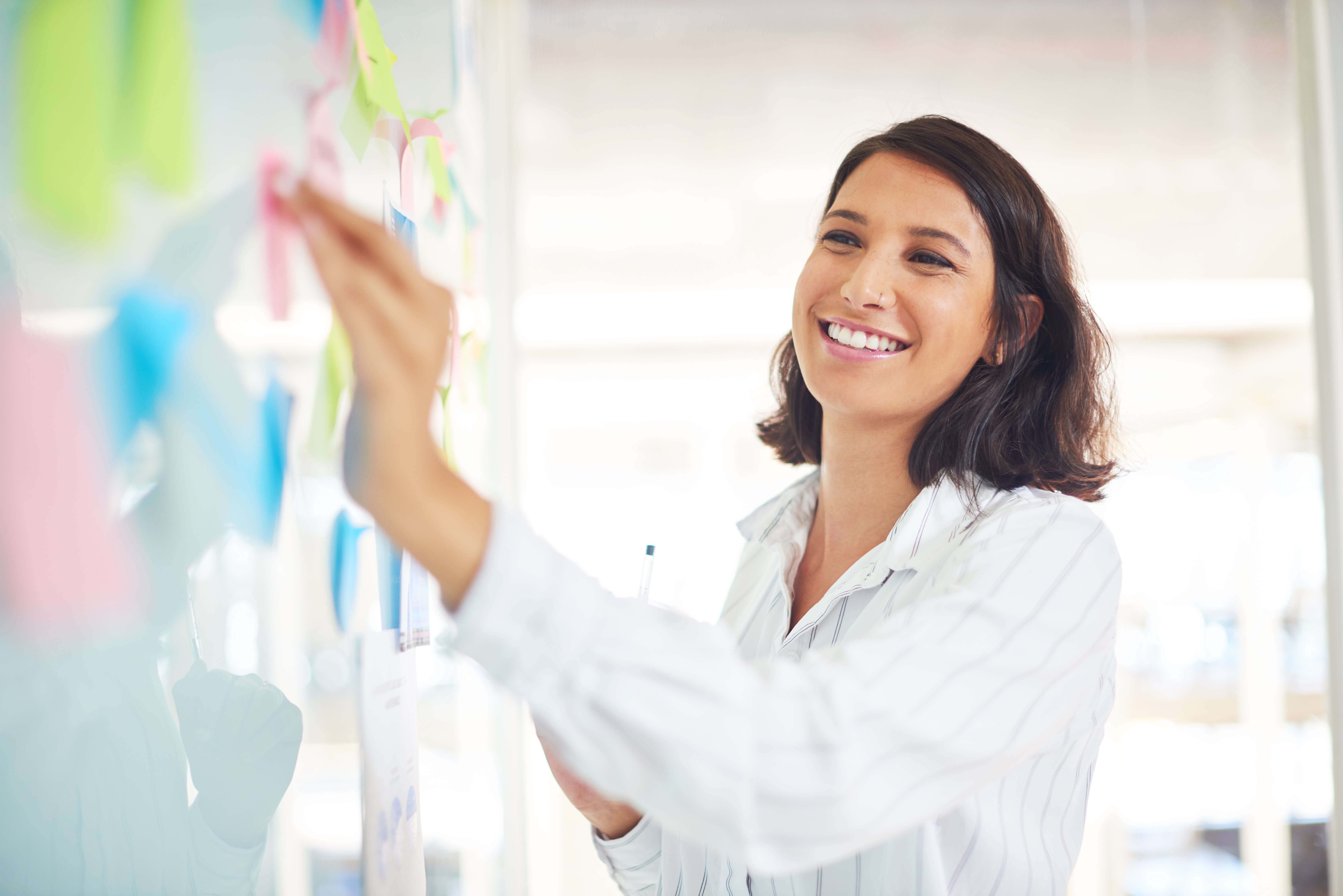 Facilitator having a brainstorming session