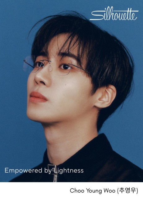 Woman wearing charmant line art optical frame