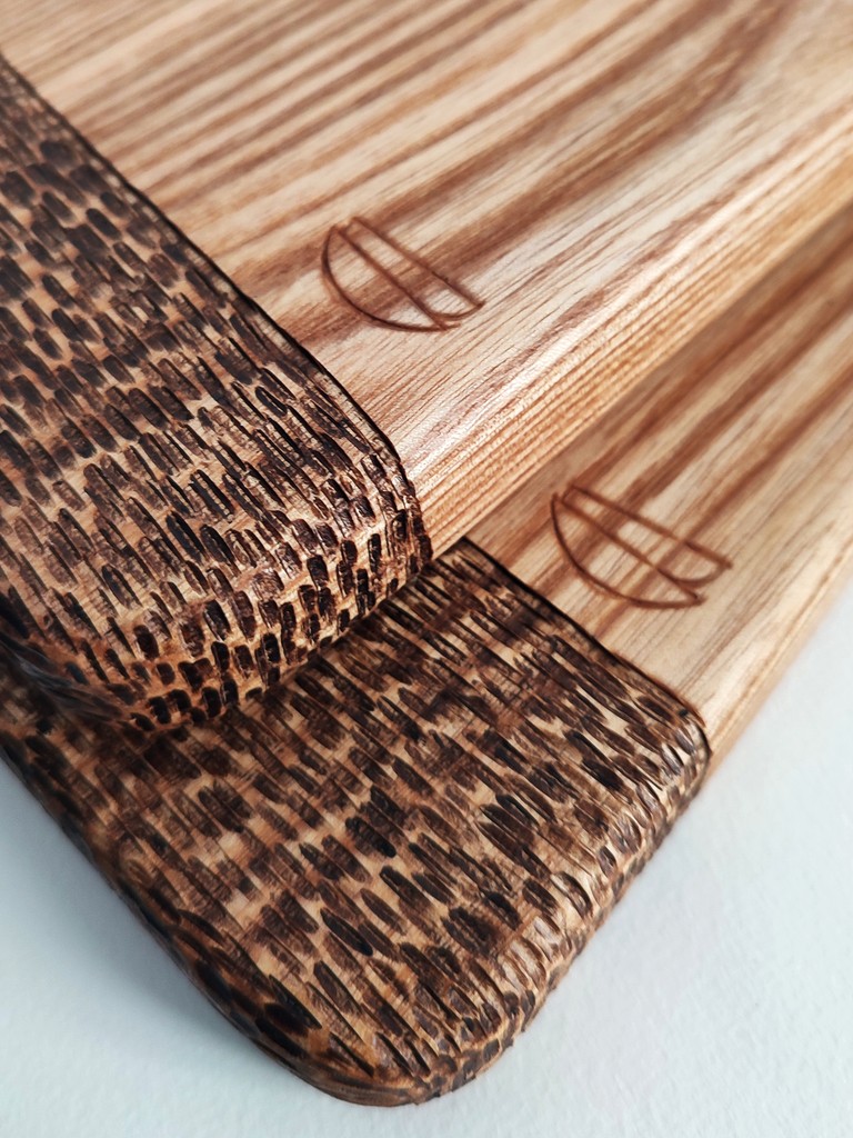 tabla de servir artesanal tallada a mano