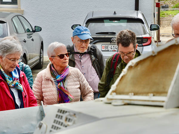 Groupe de visiteurs posant à la fin de la visite de l'Expo Digger.