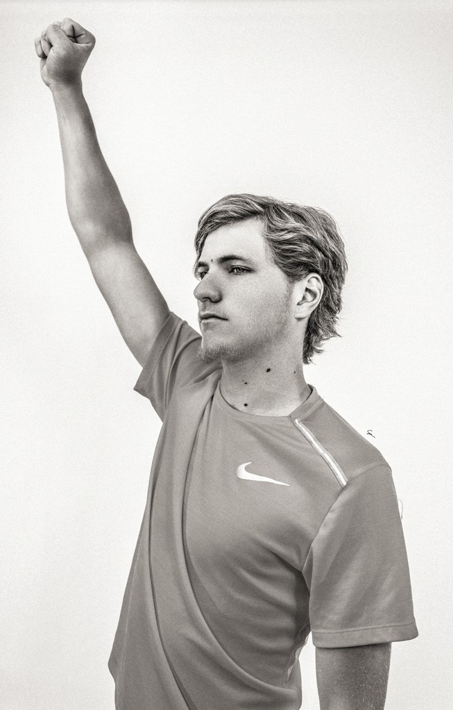 Rituel photographique — portrait artistique — confiance en soi — estime de soi — image de soi — fragment photographique — relique intime Maison Elion — photographe Seine-et-Marne 77 — portrait bespoke sur mesure — timeless photography France — photographie de rituel en France — portrait de luxe — image rare et significative