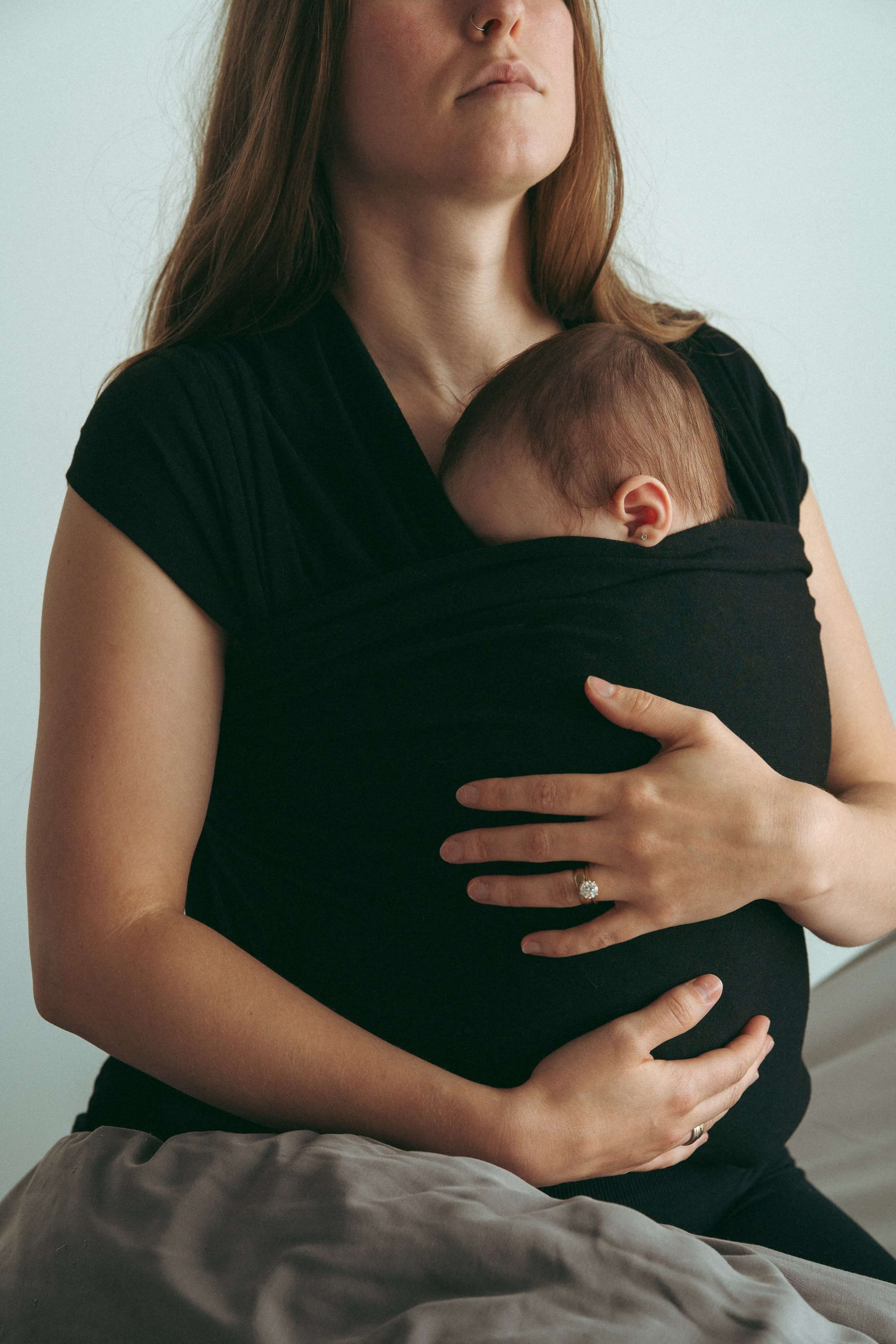 Une mère profitant d’un massage relaxant.