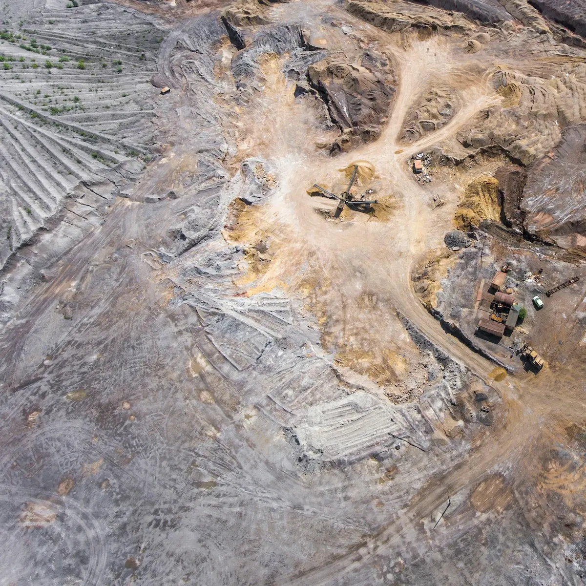 Drone photography of a dry mining site for a stockpile survey and volumetric survey
