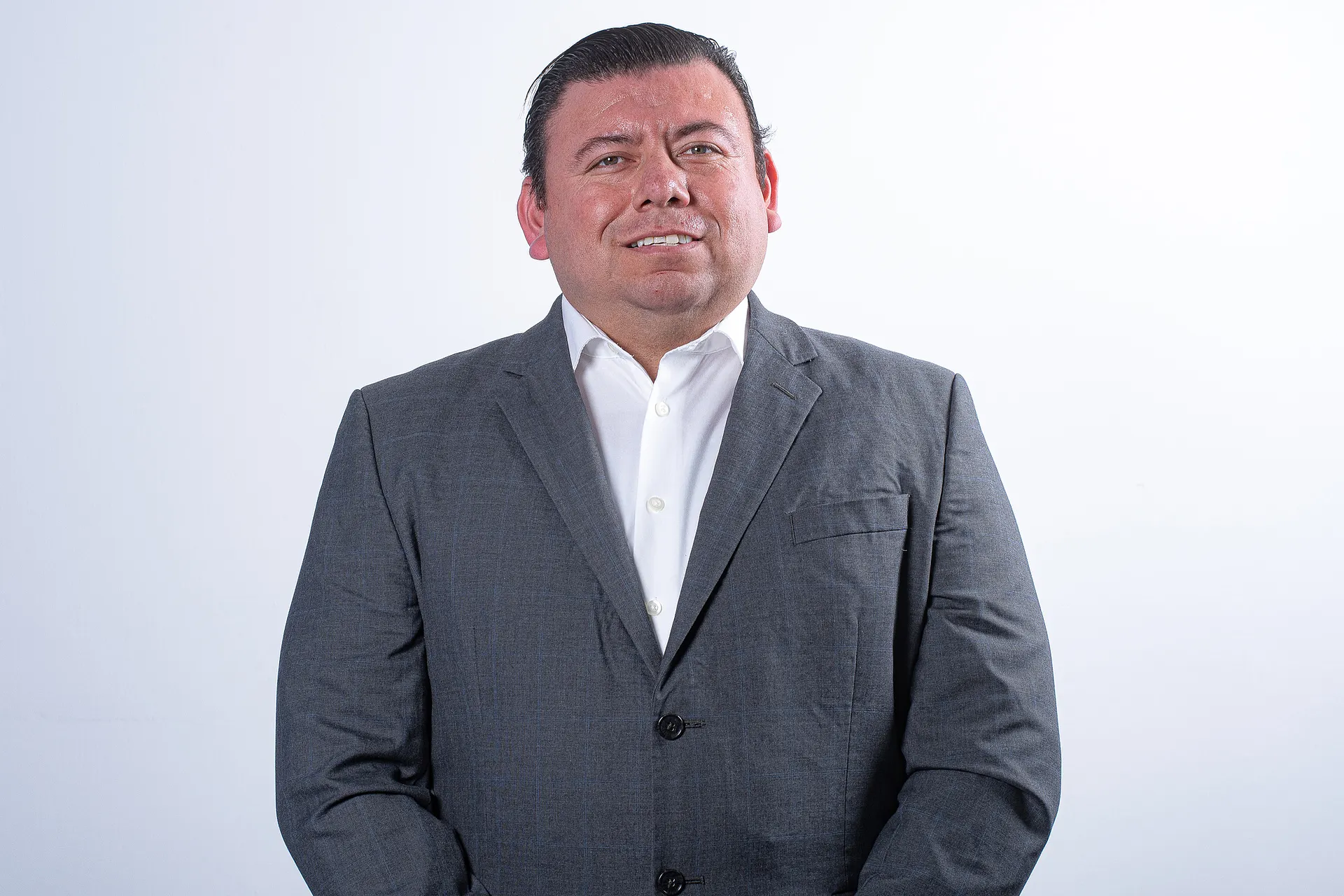 Luminovo AmbassadorVictor Hugo Madero Perez